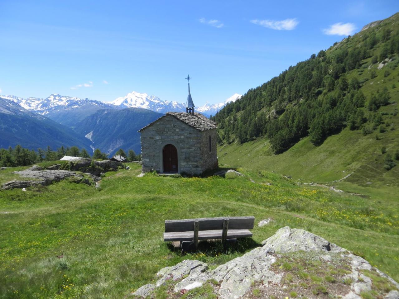 Villa Saxo Blatten bei Naters Esterno foto